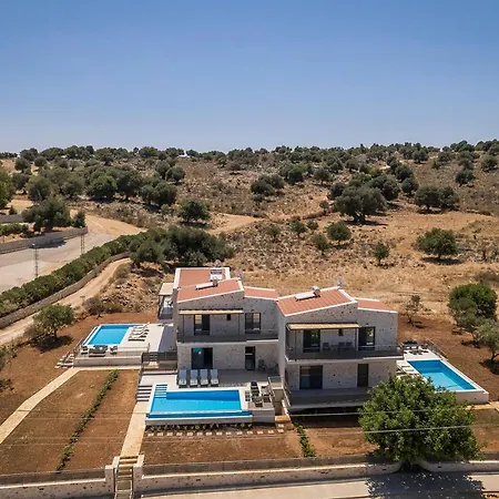 Petradi Skala Villa *