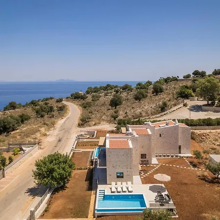 Petradi Skala * Skala (Kefalonia)