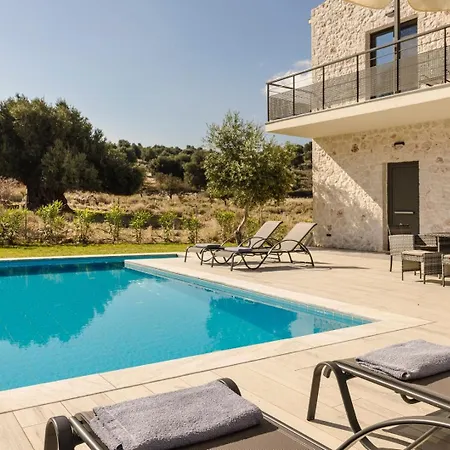Petradi Skala Villa