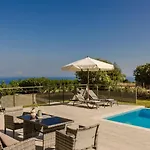 Villa Petradi Skala I