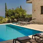 Villa Petradi Skala I