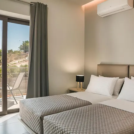 Petradi Skala Villa *