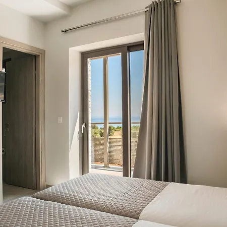 Petradi Skala I Vila Skala (Kefalonia)